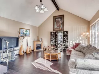 Photo #2: 2184199 Listing 