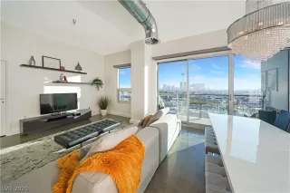 Photo #1: 2184213 Listing