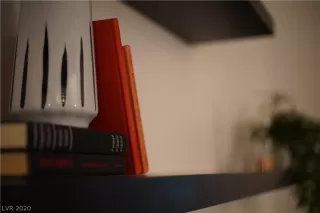 Photo #6: 2184213 Listing