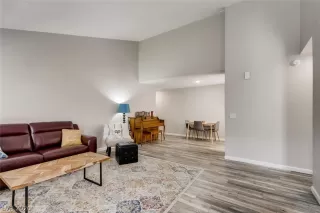 Photo #4: 2184243 Listing 