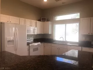 Photo #3: 2184261 Listing 