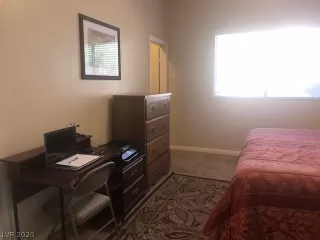 Photo #5: 2184261 Listing 