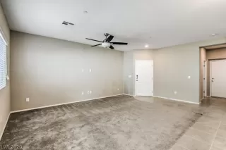 Photo #4: 2184540 Listing
