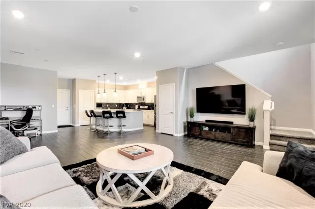 MLS: 2184583 Condo For Sale