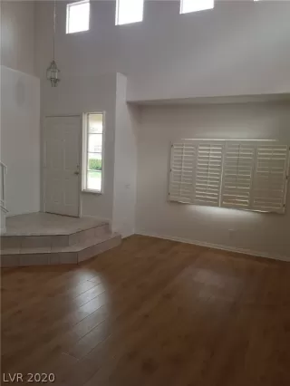 Photo #1: 2184597 Listing