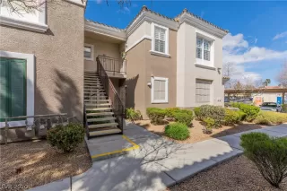 Photo #1: 2184654 Listing 