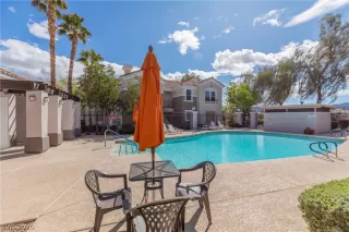 Photo #6: 2184654 Listing 