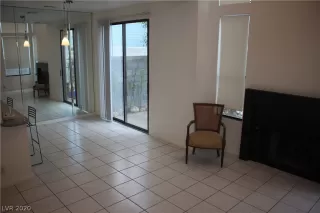 Photo #5: 2184750 Listing 