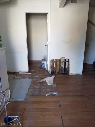 Photo #6: 2184781 Listing 