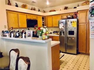 Photo #4: 2184854 Listing 