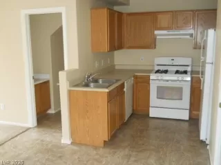 Photo #1: 2184870 Listing 