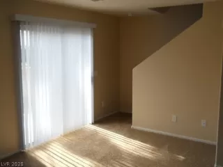 Photo #4: 2184870 Listing 