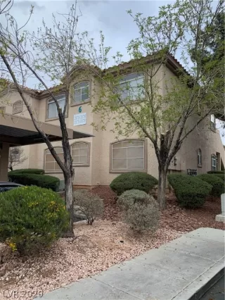 Photo #2: 2184995 Listing