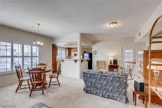 Photo #1: 2185025 Listing