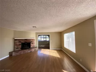 Photo #1: 2185027 Listing 