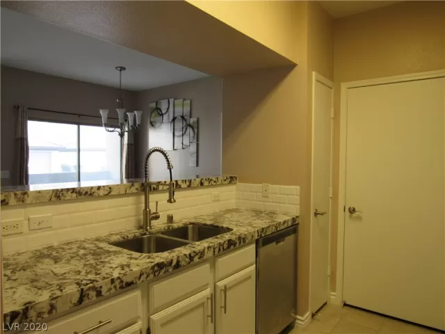 MLS: 2185031 Condo For Sale