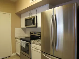 Photo #1: 2185031 Listing 