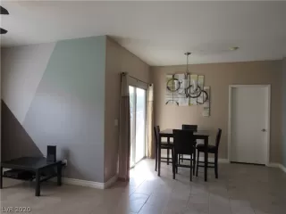 Photo #5: 2185031 Listing 