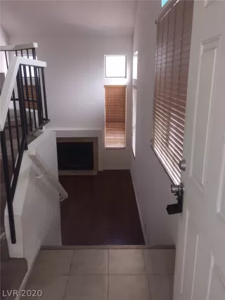 Photo #1: 2185164 Listing 