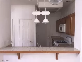 Photo #4: 2185164 Listing 