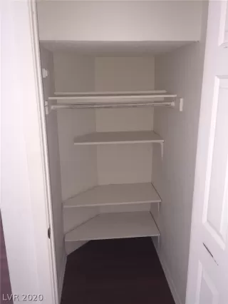 Photo #6: 2185164 Listing 