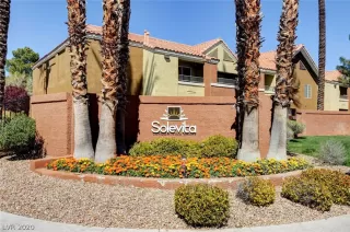 Photo #1: 2185183 Listing