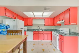 Photo #3: 2185209 Listing