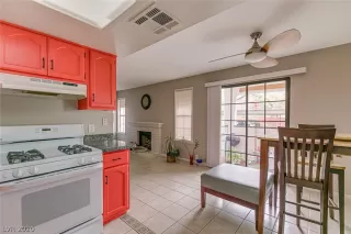 Photo #4: 2185209 Listing