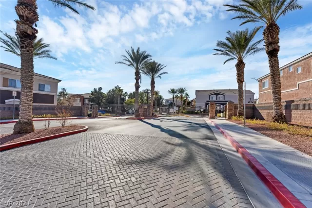 MLS: 2185287 Condo For Sale