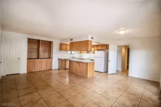 Photo #1: 2185352 Listing 