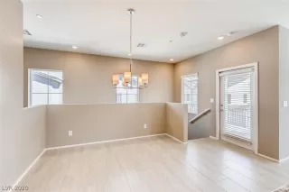 Photo #3: 2185394 Listing