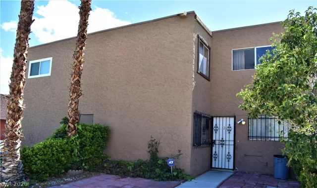 MLS: 2185538 Condo For Sale