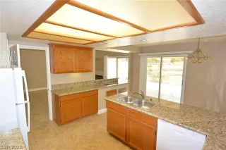 Photo #2: 2185583 Listing 
