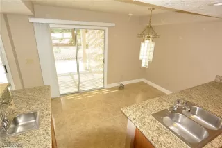 Photo #3: 2185583 Listing 