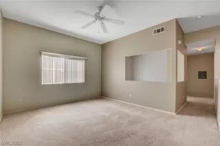 Photo #6: 2185664 Listing