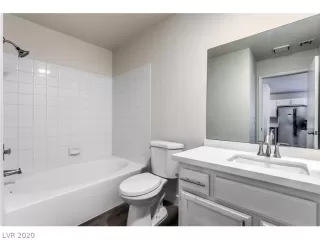 Photo #3: 2185731 Listing