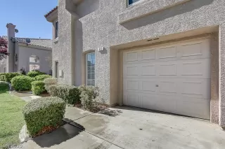 Photo #3: 2185776 Listing