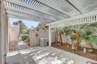 Photo #6: 2185776 Listing