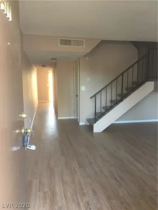 Photo #2: 2185868 Listing 