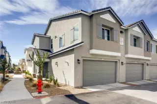 Photo #1: 2185929 Listing 