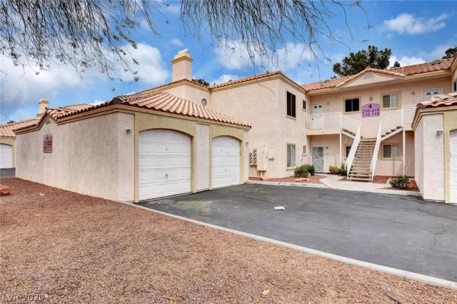 MLS: 2185985 Condo For Sale