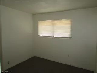 Photo #6: 2186031 Listing 