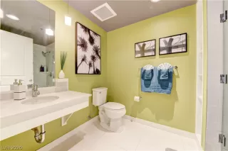 Photo #2: 2186036 Listing 