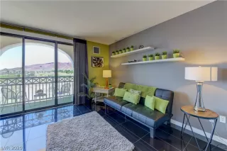 Photo #6: 2186036 Listing 