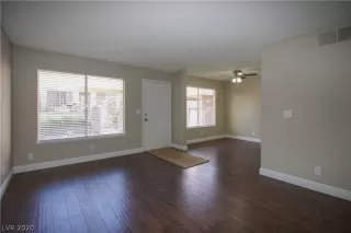 Photo #4: 2186089 Listing