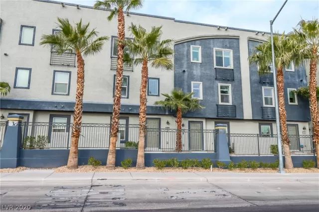 MLS: 2186121 Condo For Sale