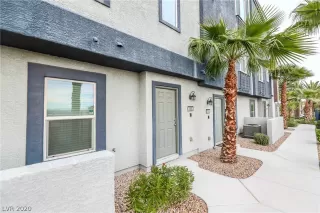 Photo #3: 2186121 Listing