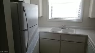 Photo #4: 2186253 Listing 