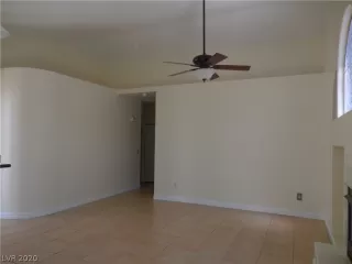 Photo #3: 2186269 Listing 