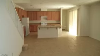 Photo #1: 2186274 Listing 